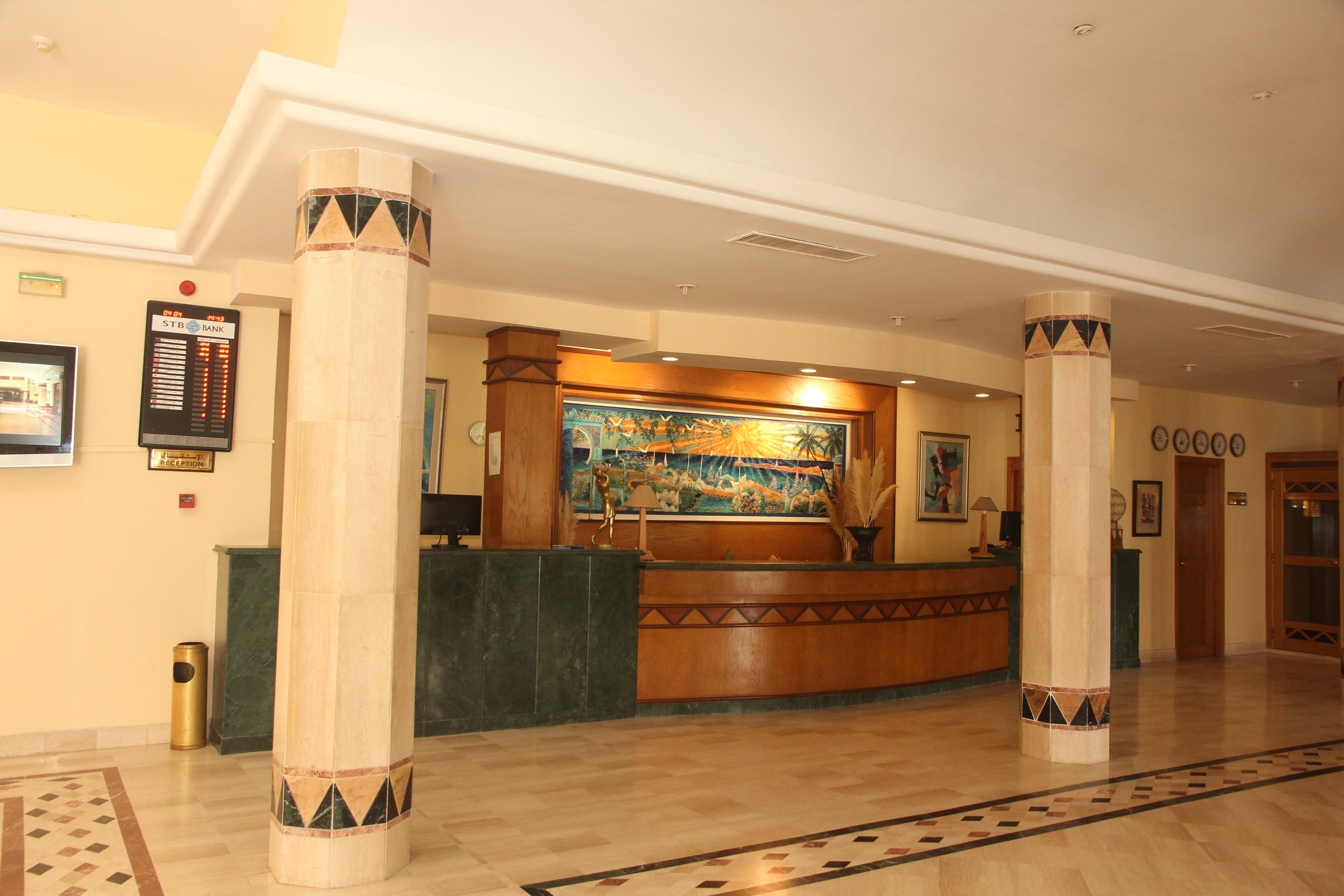 Marina Palace Yasmine Екстериор снимка