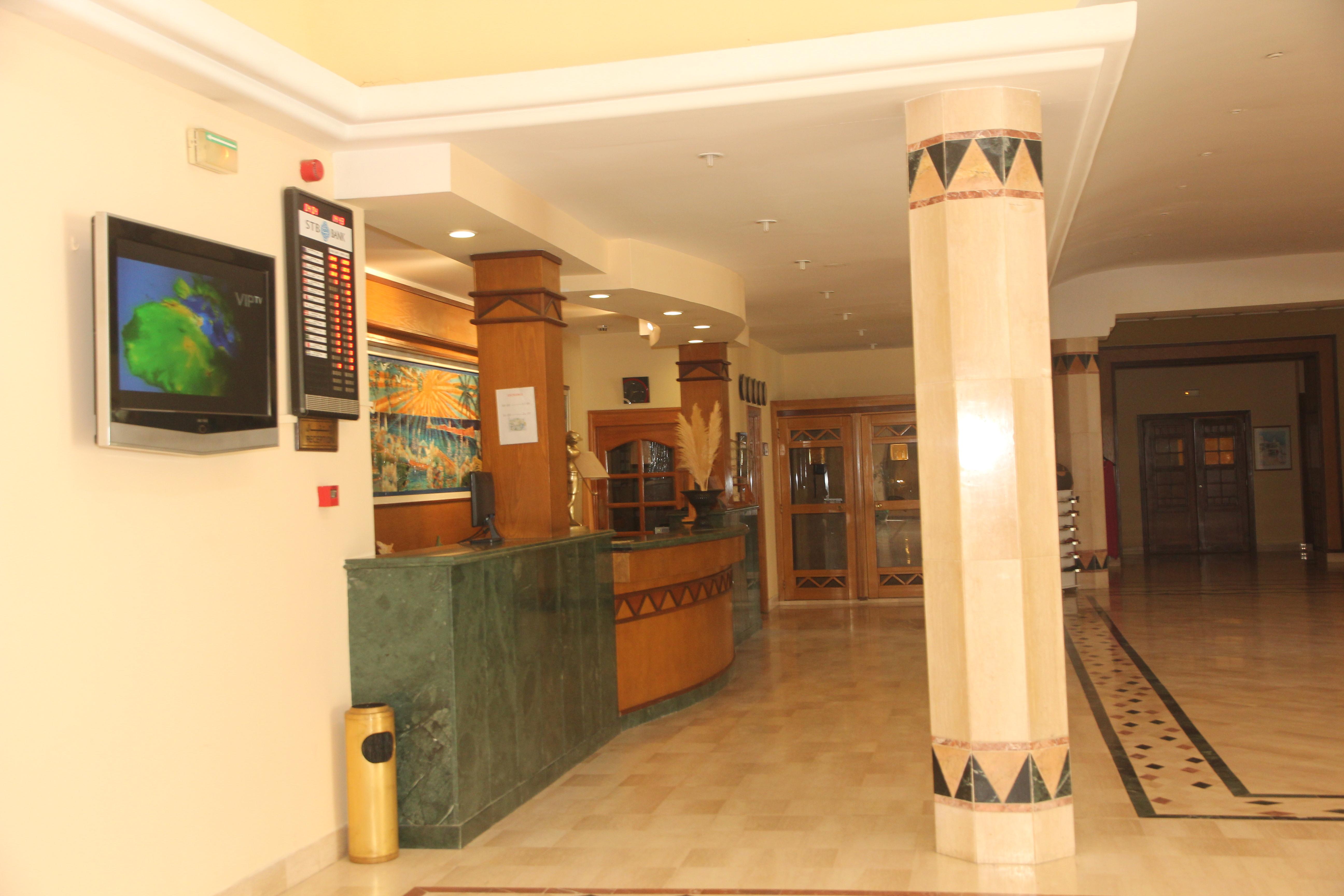 Marina Palace Yasmine Екстериор снимка