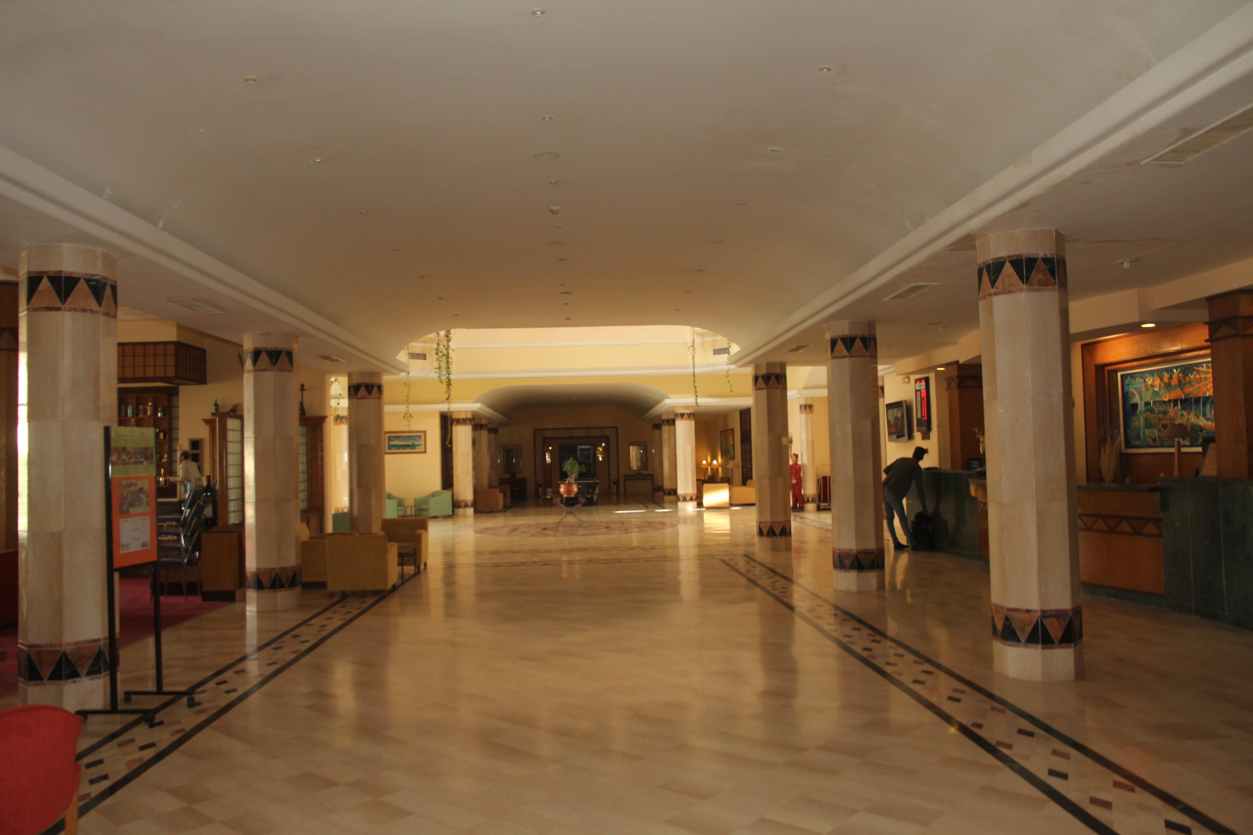 Marina Palace Yasmine Екстериор снимка