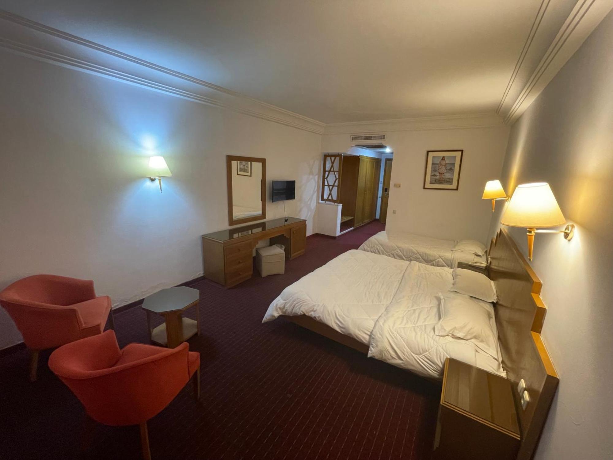 Marina Palace Yasmine Стая снимка