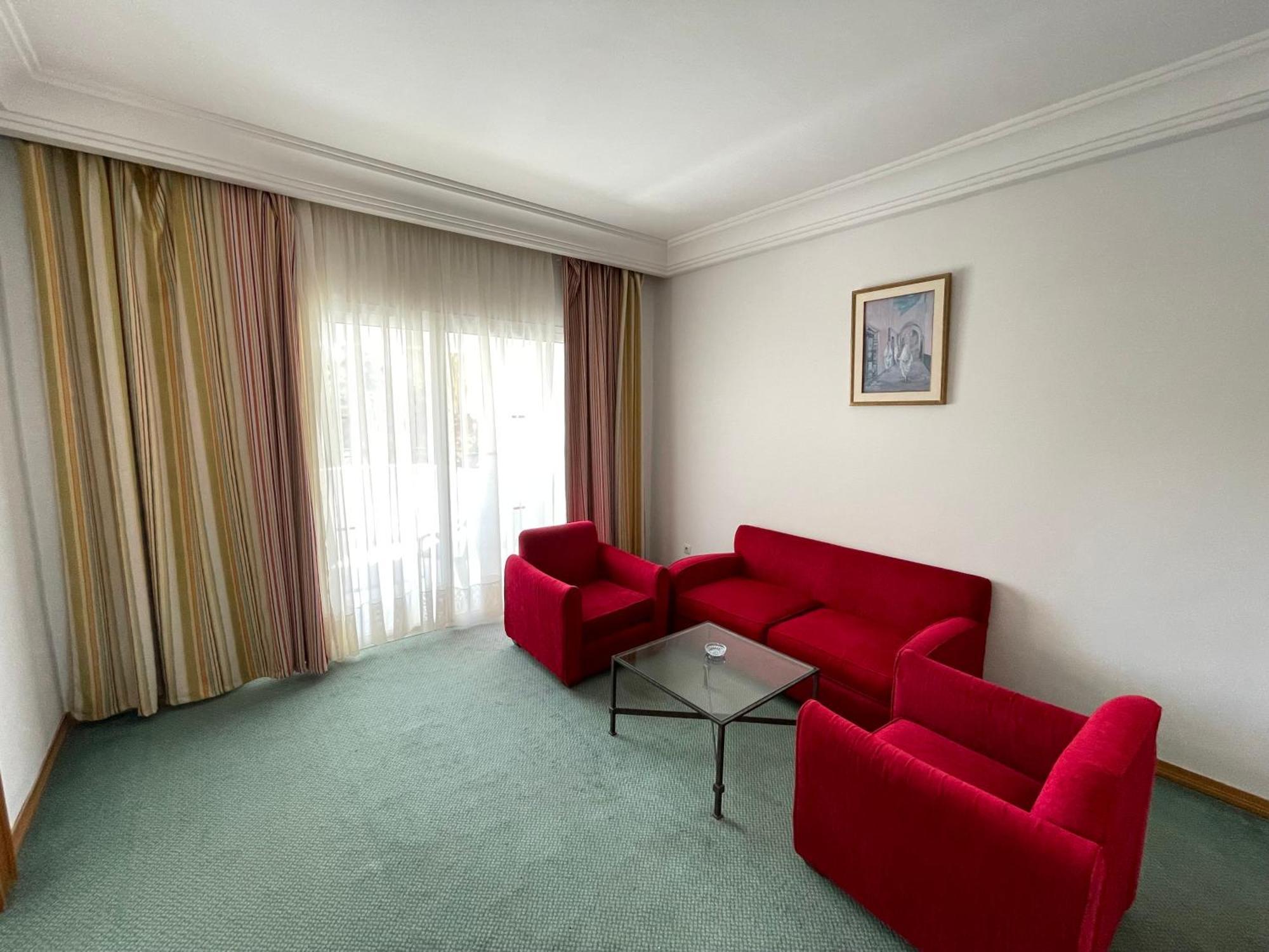 Marina Palace Yasmine Екстериор снимка