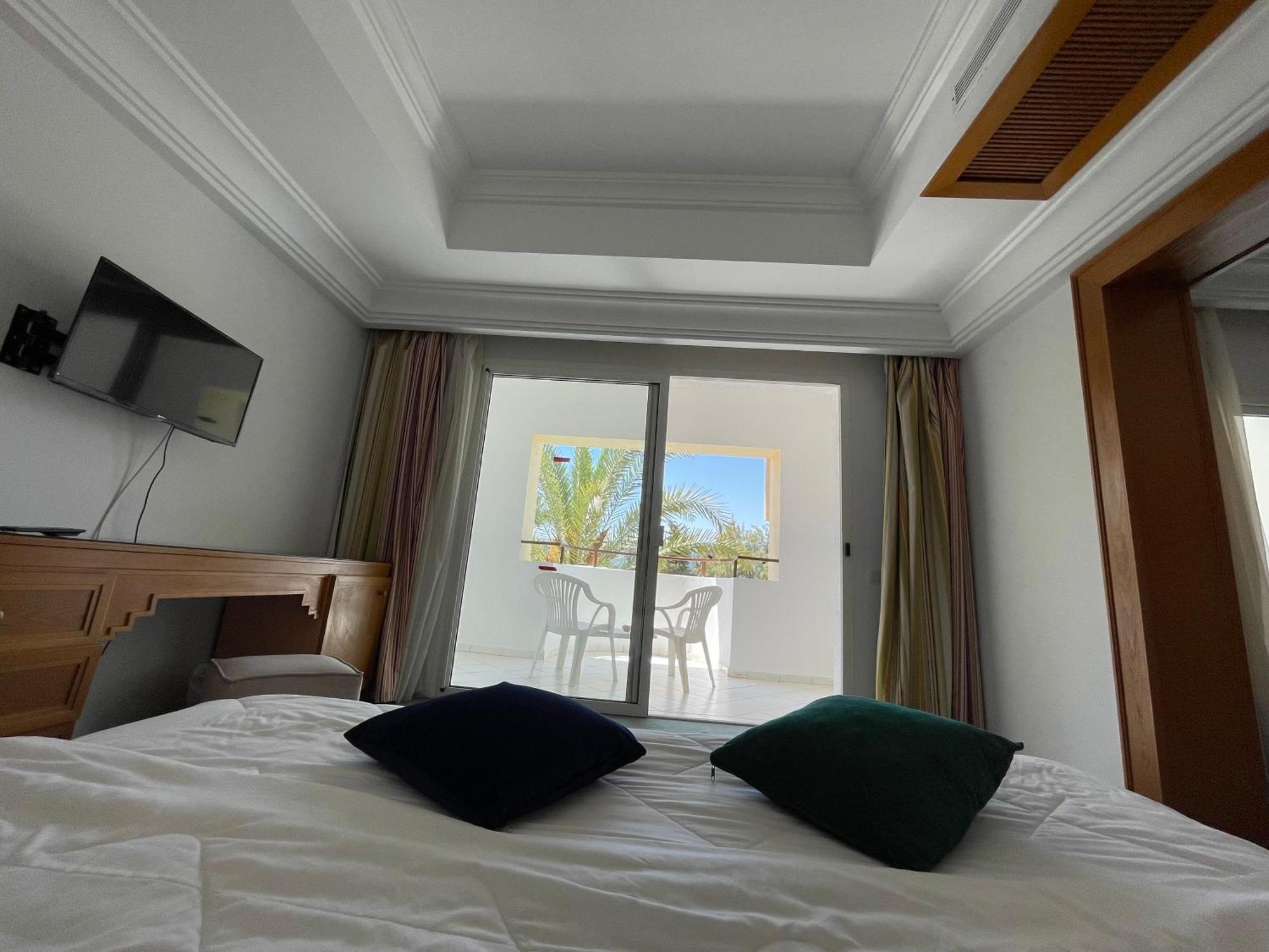 Marina Palace Yasmine Екстериор снимка