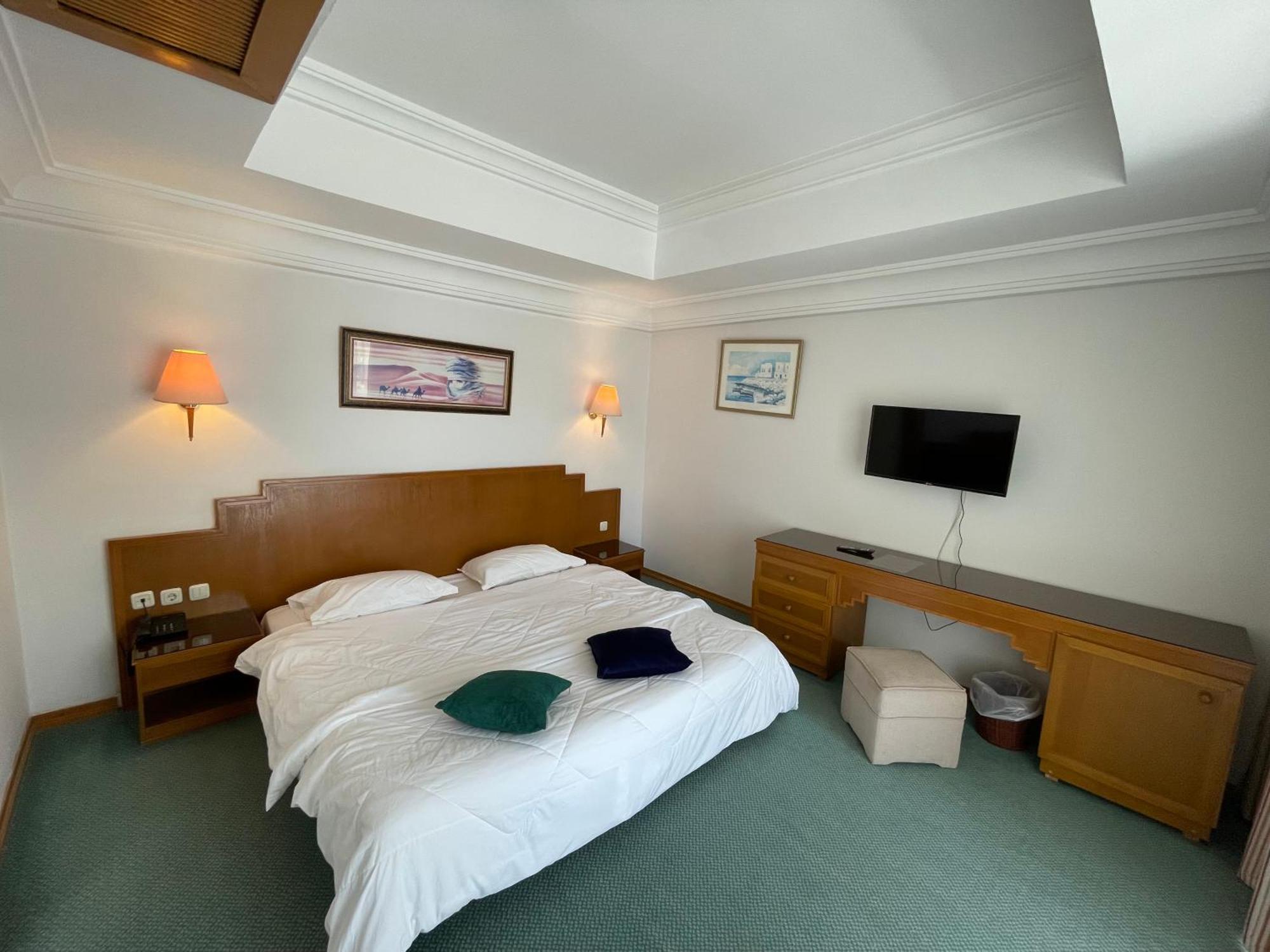 Marina Palace Yasmine Екстериор снимка