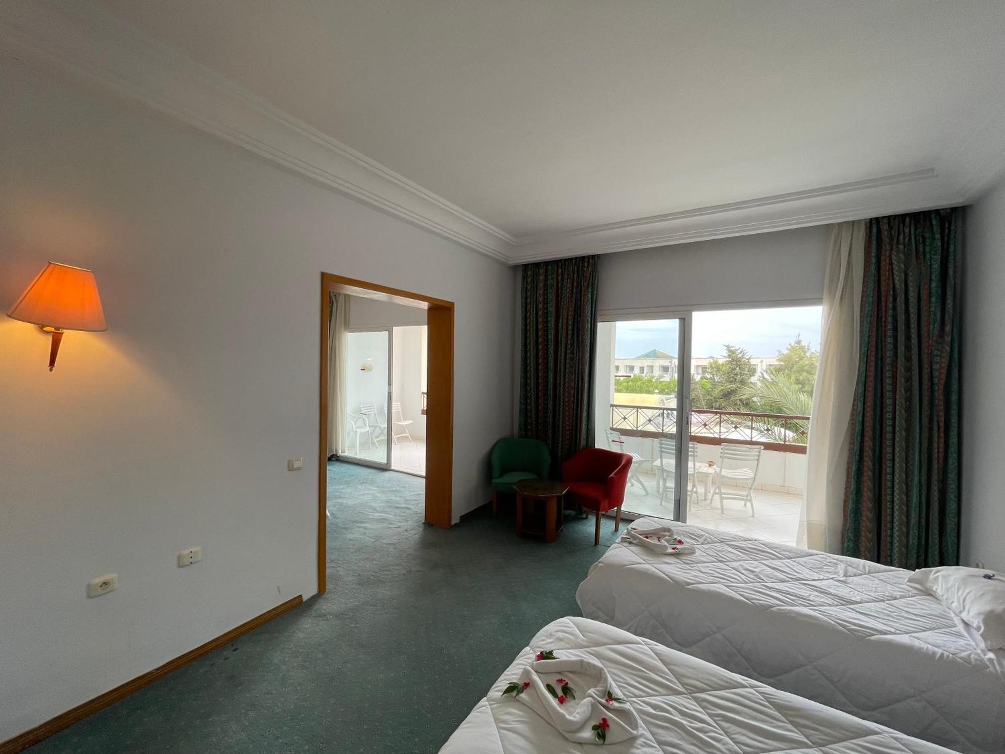 Marina Palace Yasmine Стая снимка