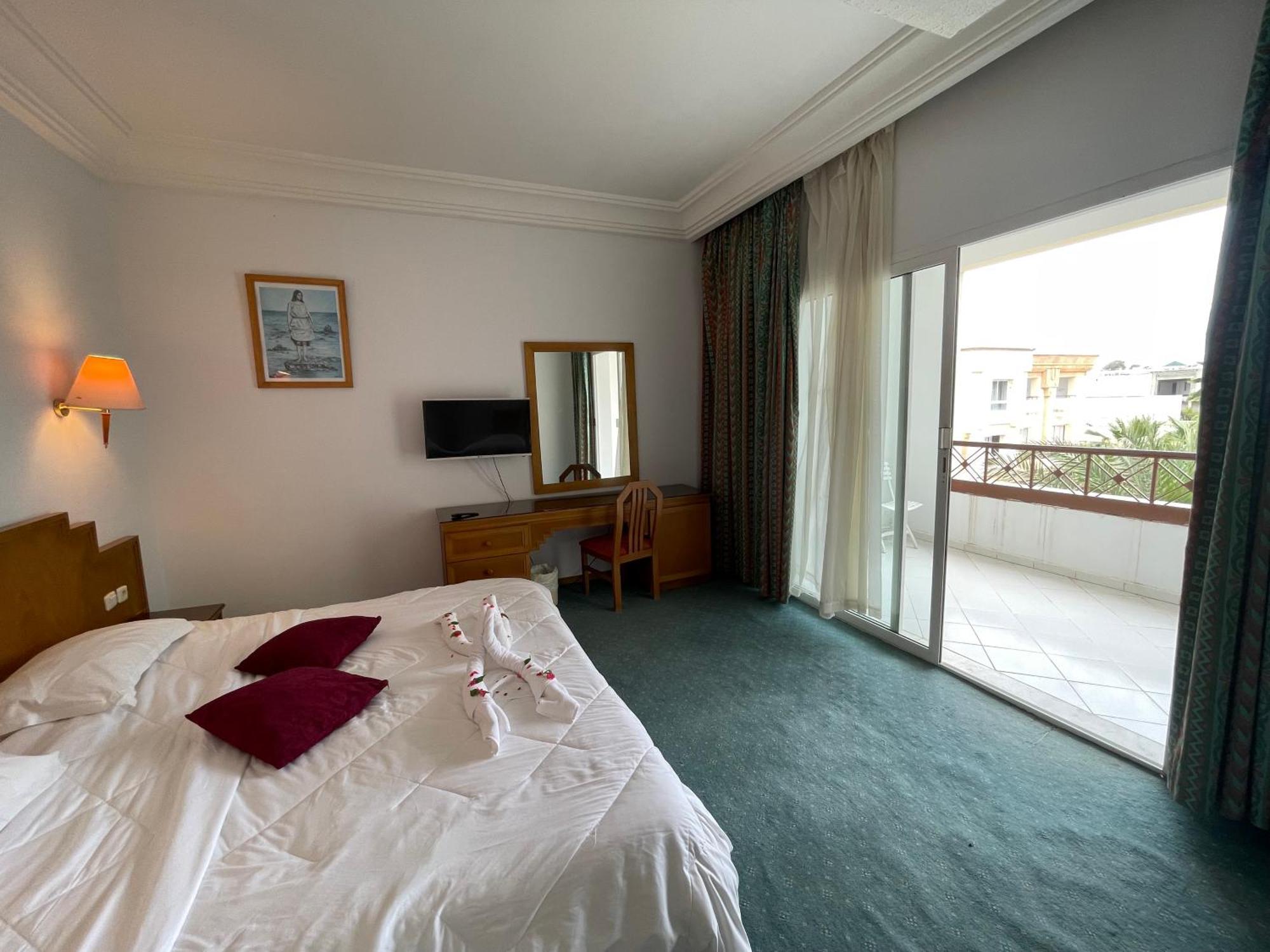 Marina Palace Yasmine Стая снимка