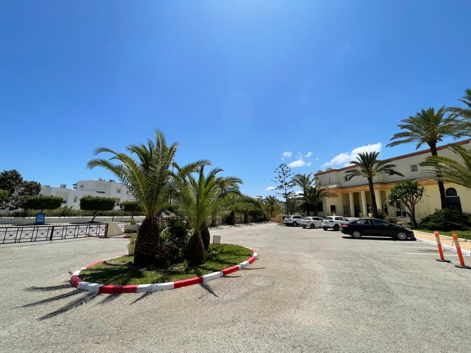 Marina Palace Yasmine Екстериор снимка